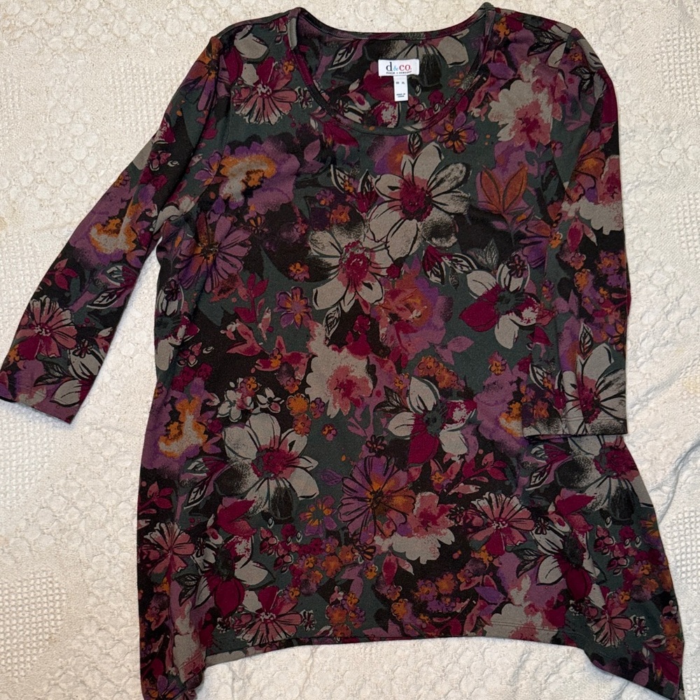 Denim&Co Floral Tunic - Burgundy and Black